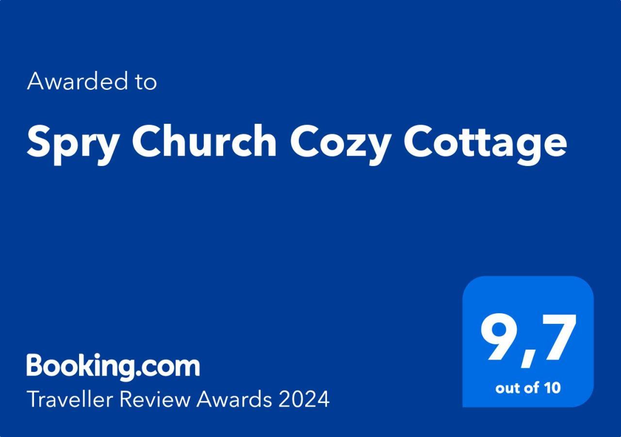 Spry Church Cozy Cottage Lion's Head Bagian luar foto